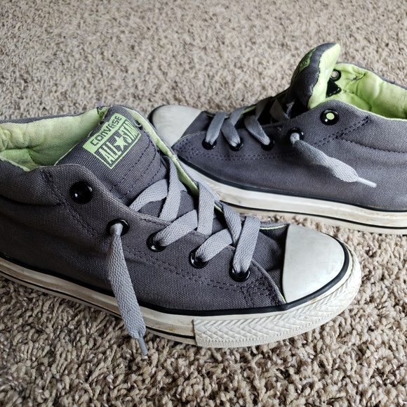 Converse Other - Converse youth skater shoes. Size 4.
